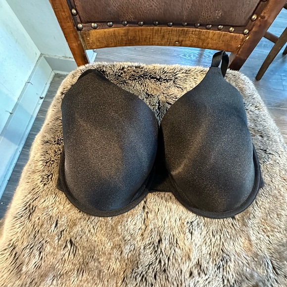 Secret Treasures Black Underwire Bra, size 40 DDD - Picture 5 of 5
